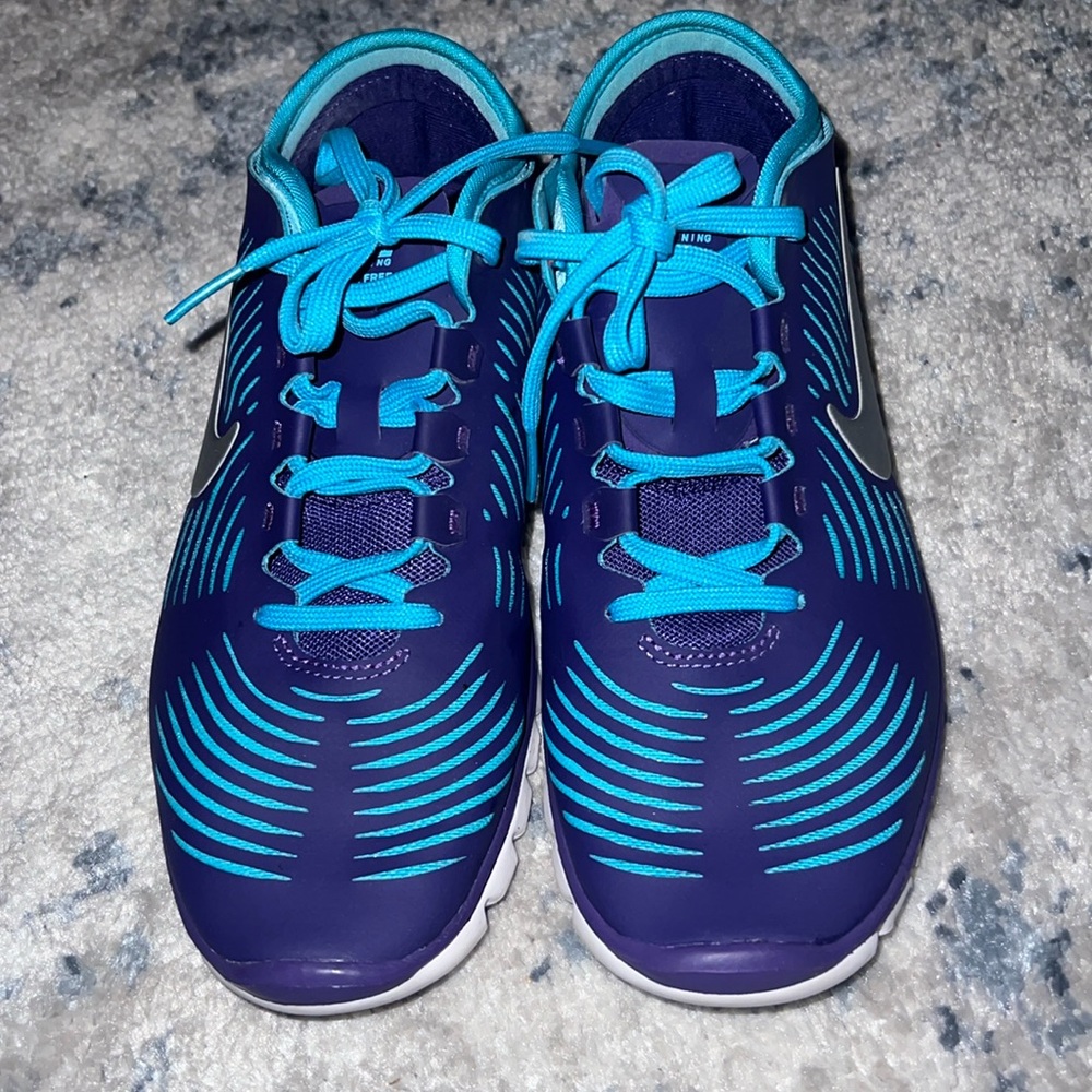 Nike Women's City Court III